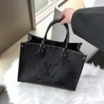 Louis Vuitton / LV Onthego M45653 size:25*19*11.5cm photo review